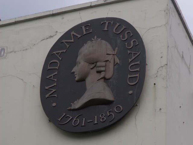 Marie Tussaud bronze plaque