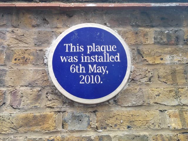 plaque blue plaque