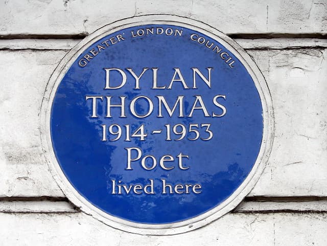 Dylan Thomas blue plaque