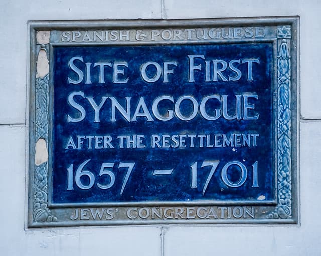 First Synagogue blue plaque