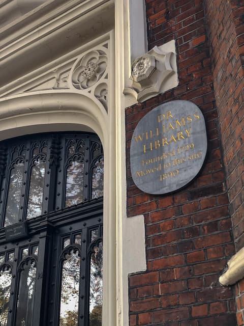 Daniel Williams and Dr Williams's Library stone plaque