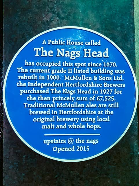 Nags Head blue plaque