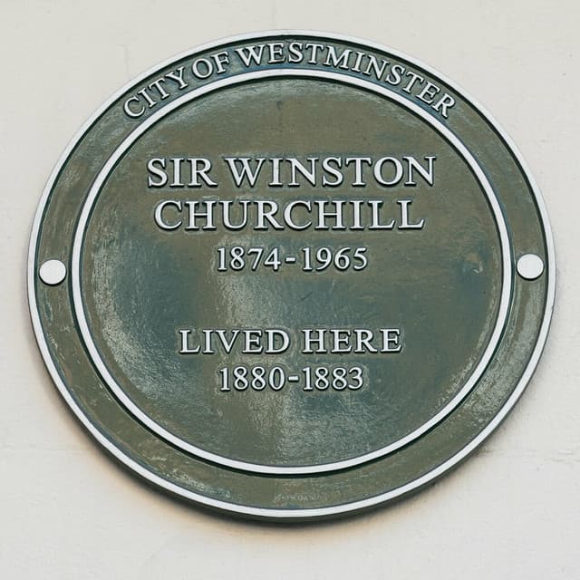 Winston Churchill green plaque