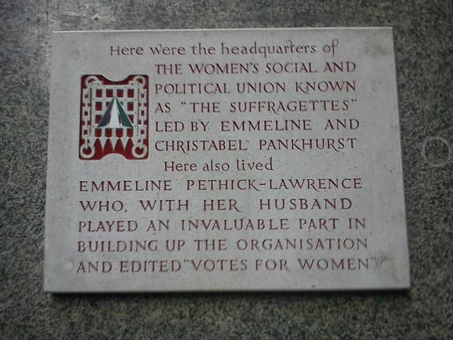 Emmeline Pankhurst, Christabel Pankhurst, Emmeline Pethick-Lawrence, and Frederick Pethick-Lawrence stone plaque