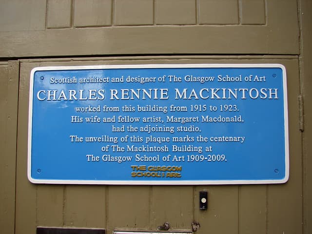 Margaret Macdonald and Charles Rennie Mackintosh blue plaque