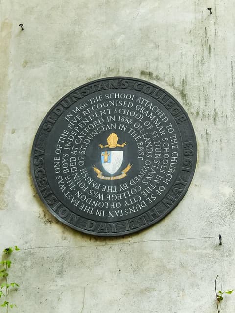 St. Dunstan's College black plaque