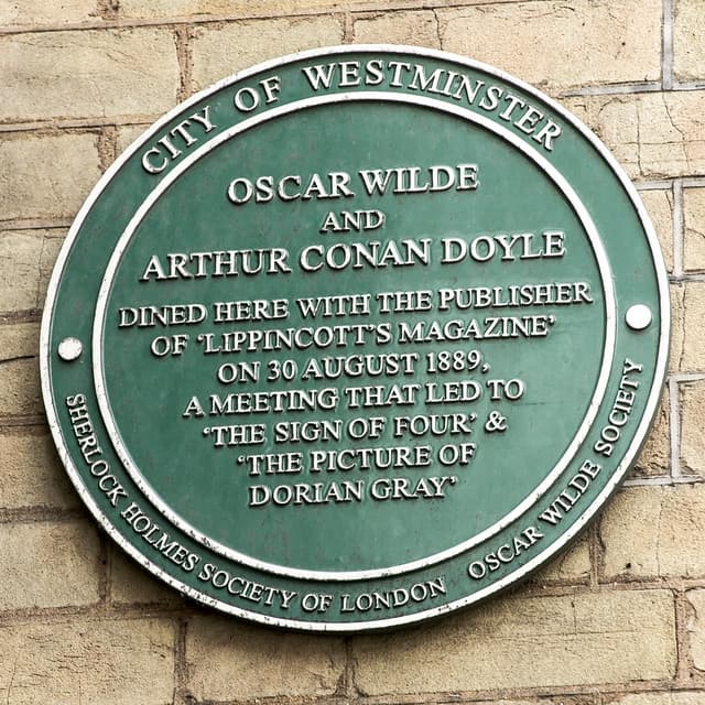 Oscar Wilde and Arthur Conan Doyle green plaque
