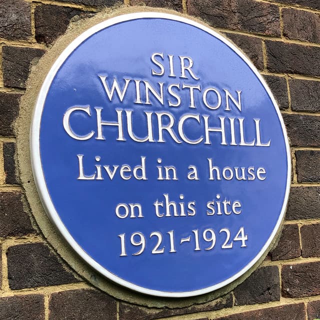 Winston Churchill blue plaque