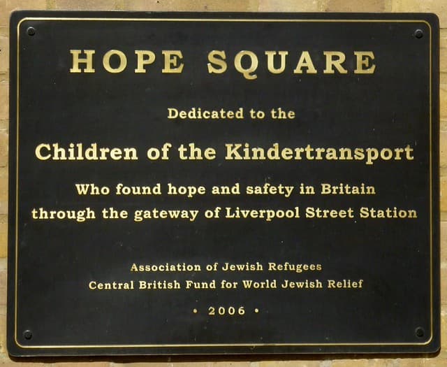 Kindertransport black plaque