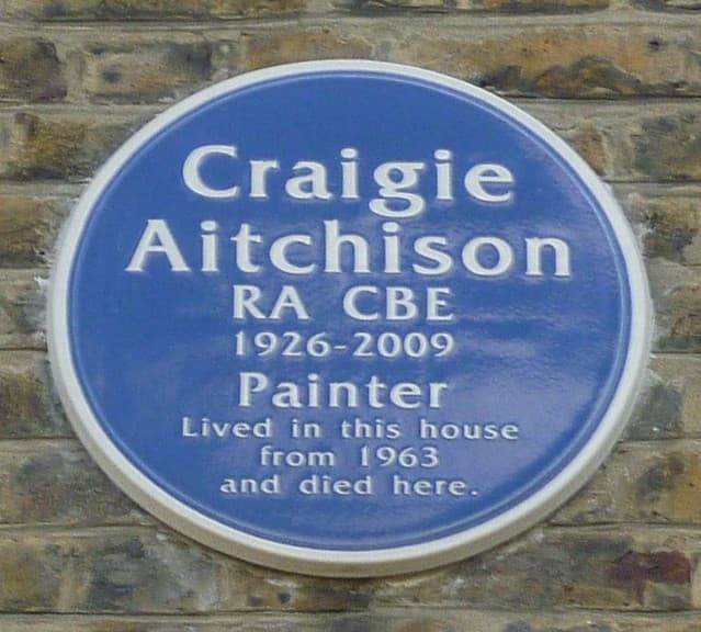 Craigie Aitchison blue plaque