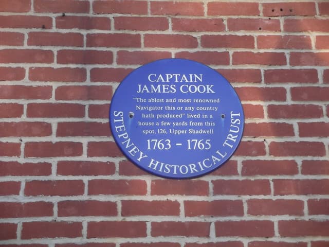 James Cook blue plaque