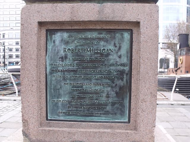 Robert Milligan bronze plaque