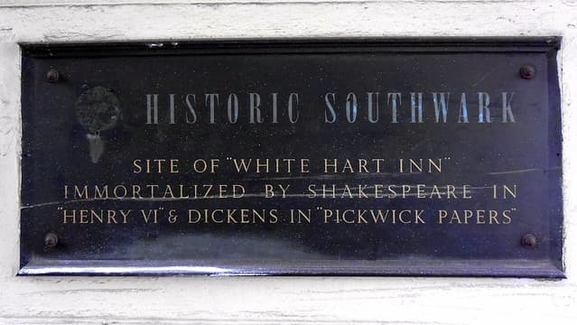 Charles Dickens, William Shakespeare, and White Hart Inn, Southwark black plaque