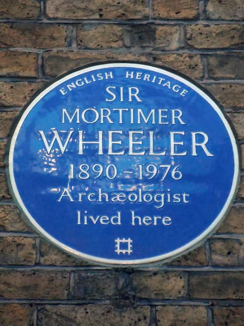 Mortimer Wheeler blue plaque
