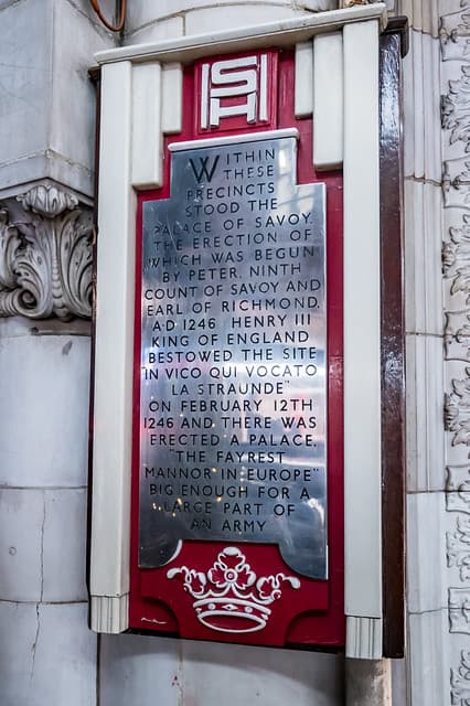 Peter II and Henry III grey plaque