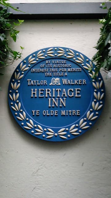 Ye Olde Mitre, Holborn blue plaque