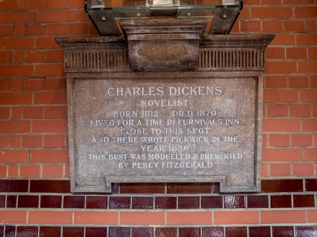 Charles Dickens plaque