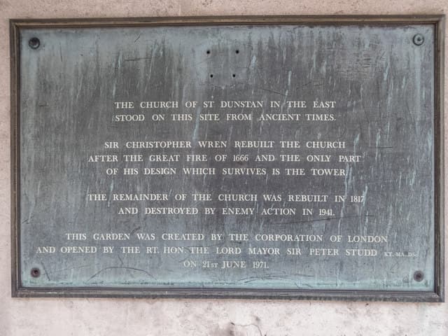 Christopher Wren grey plaque